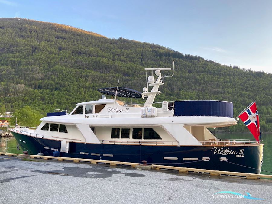 Benetti 79 Sail Division Motorboat 2001, with Mann D2866 Lxe 278 kW engine, Norway