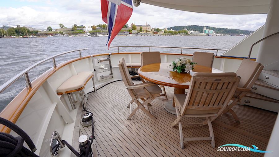 Benetti 79 Sail Division