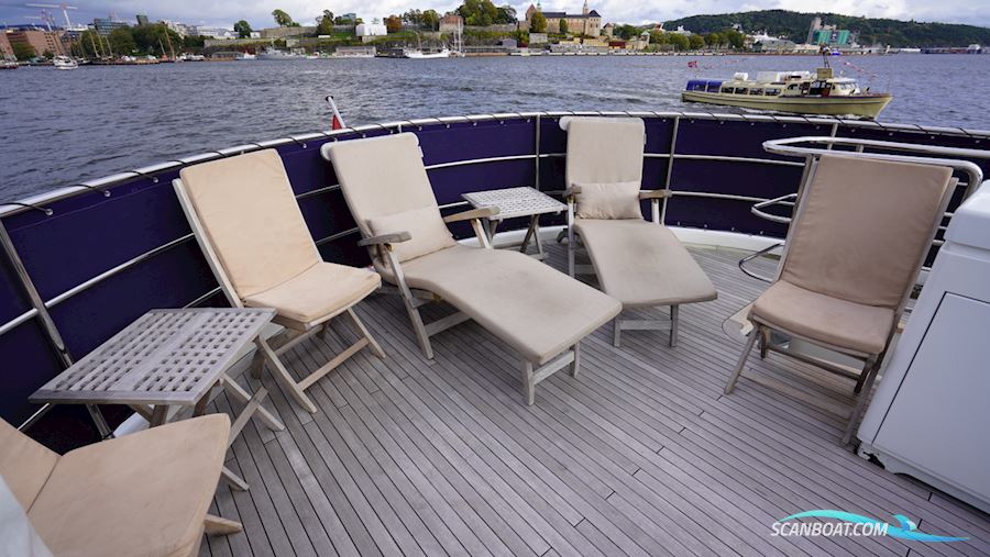 Benetti 79 Sail Division