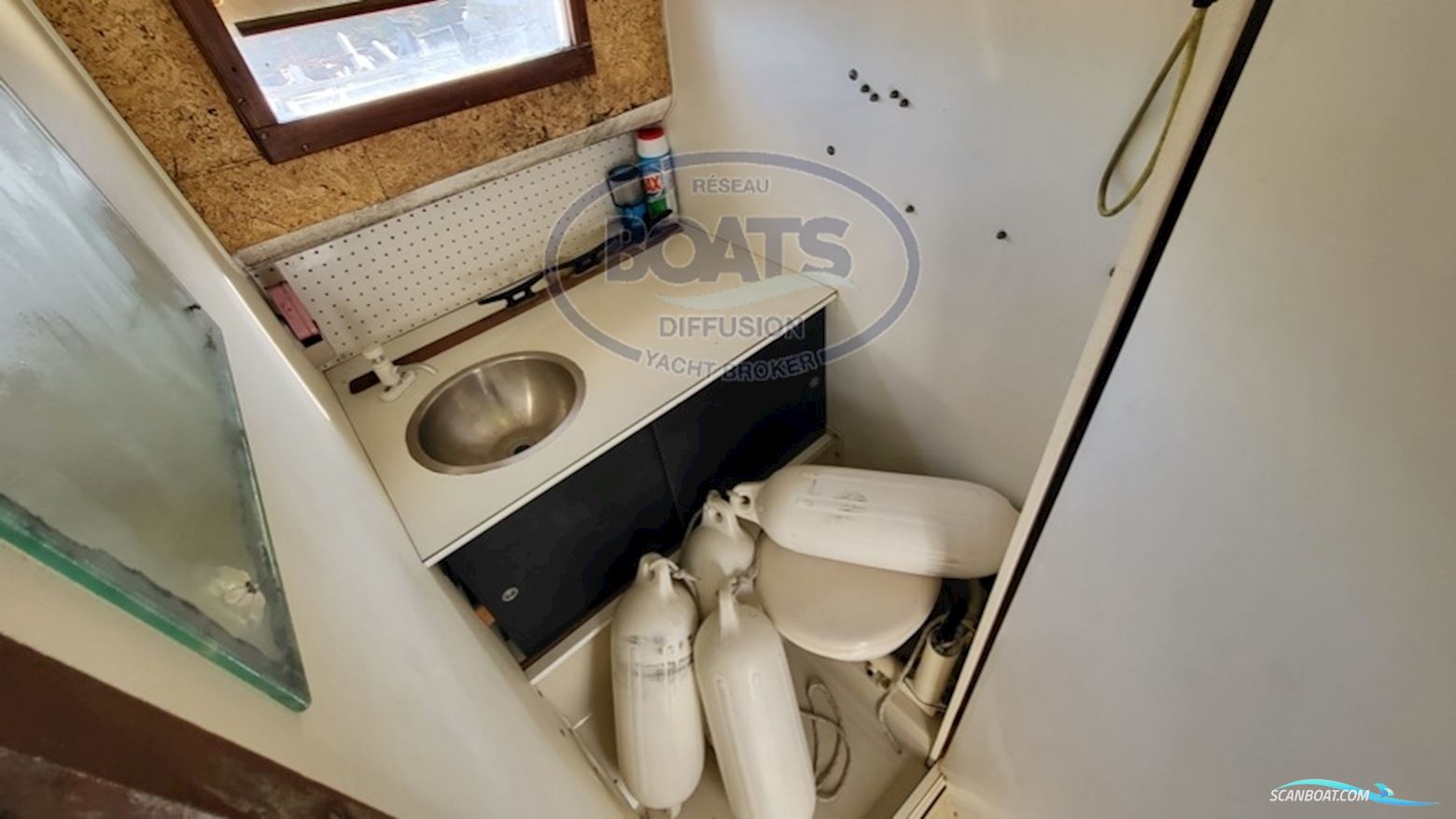 Bertram  BAHIA MAR 25