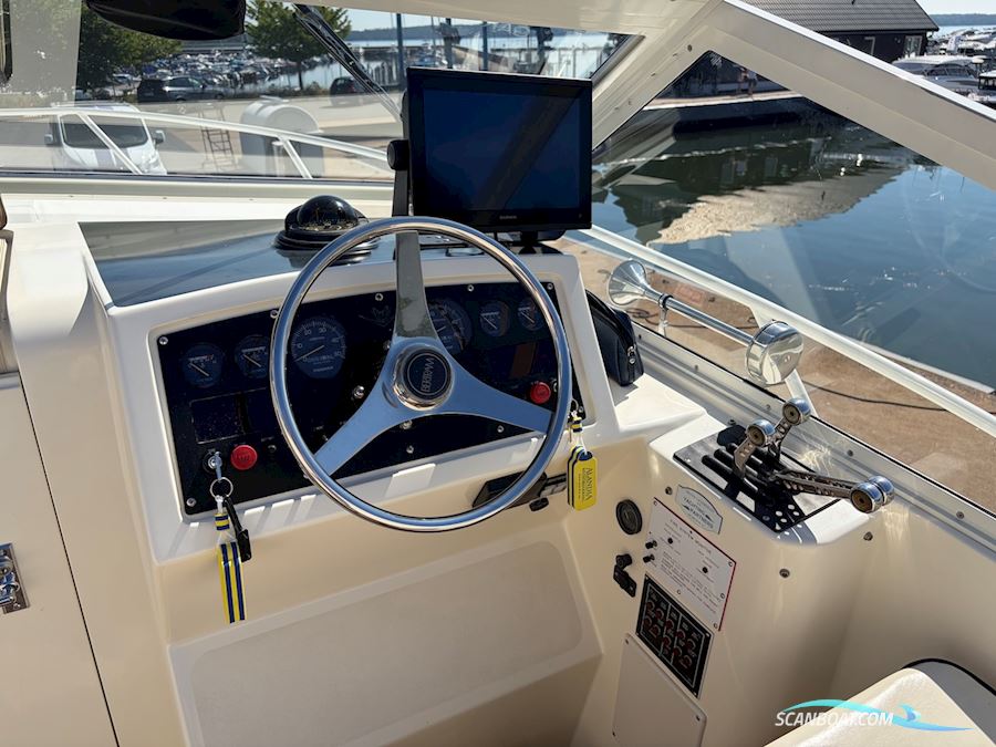 Bertram 28 Moppie