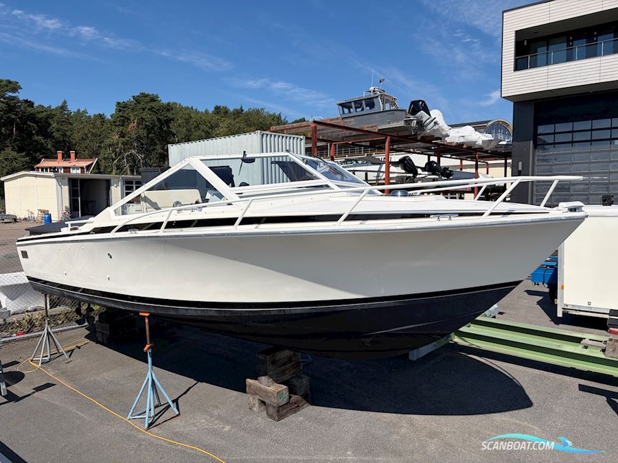 Bertram 28 Moppie Motorboat 1992, with 2 x Yanmar Diesel 6LP-Stp 315hk -2006 engine, Sweden