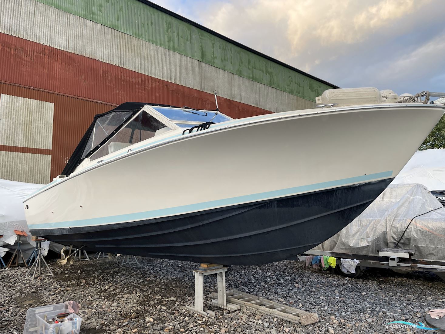 Bertram Moppie Motorboat 1989, with Mercruiser 350 Mag engine, Sweden