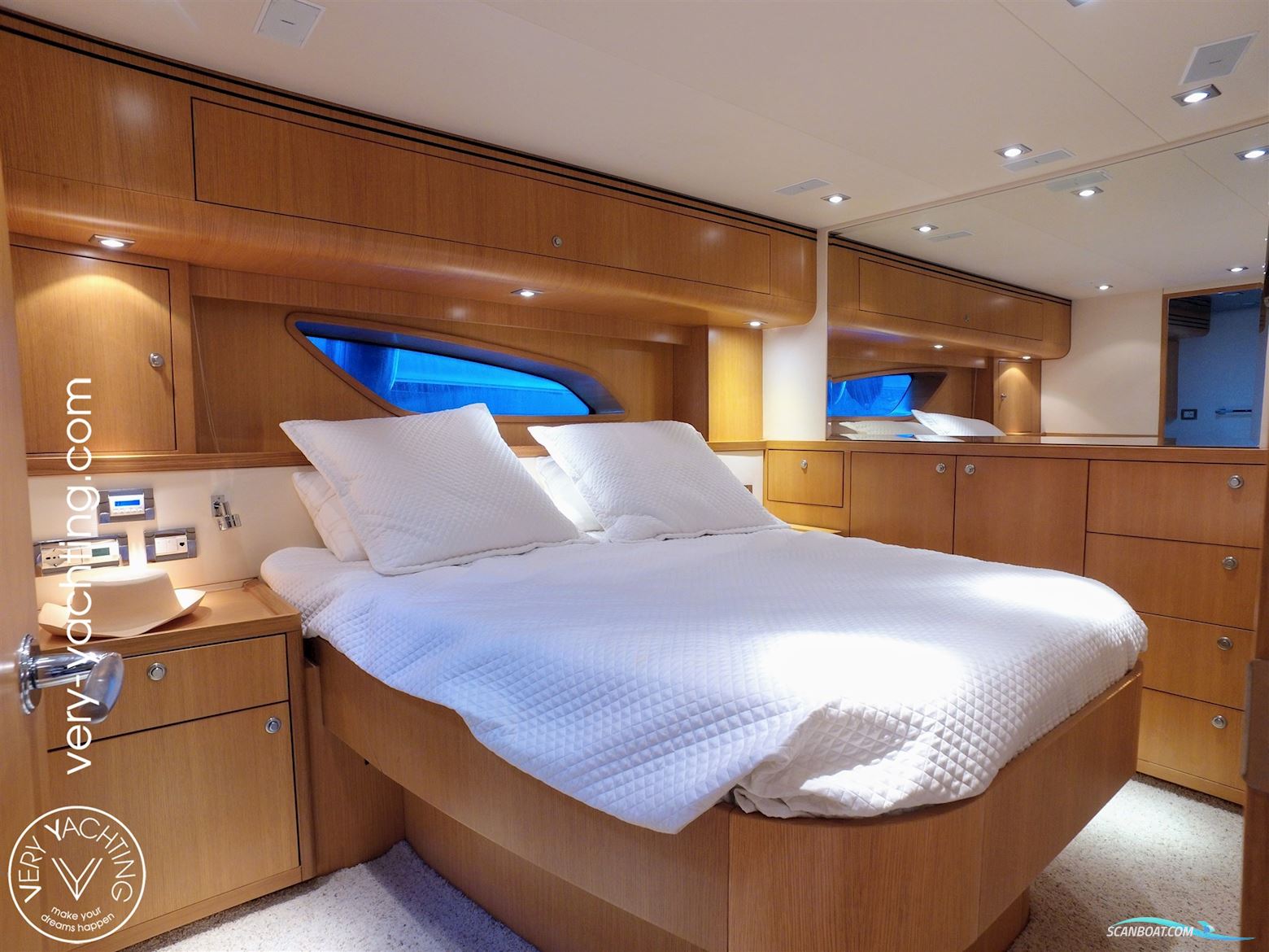 Bertram Yacht 540 Convertible