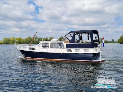 Blauwe Hand Kruiser 14.00 AK Motorboat 1978, with ford lehman engine, The Netherlands