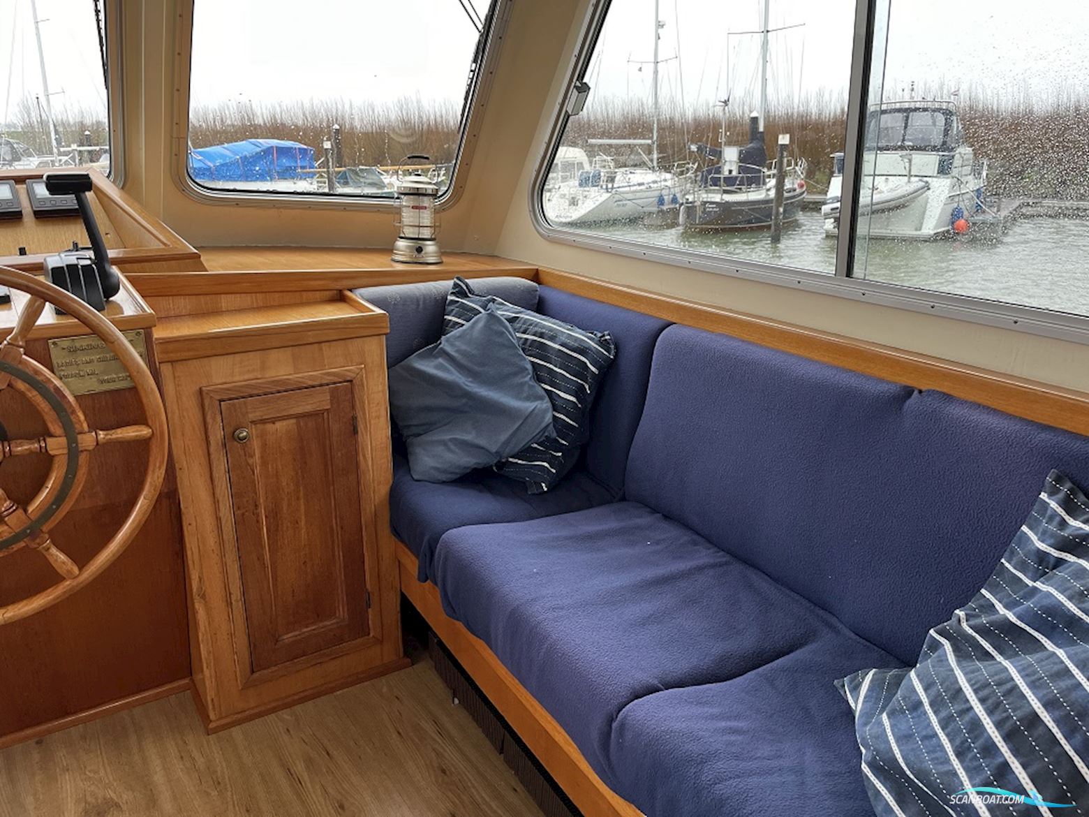 Blauwe Hand Trawler 1400