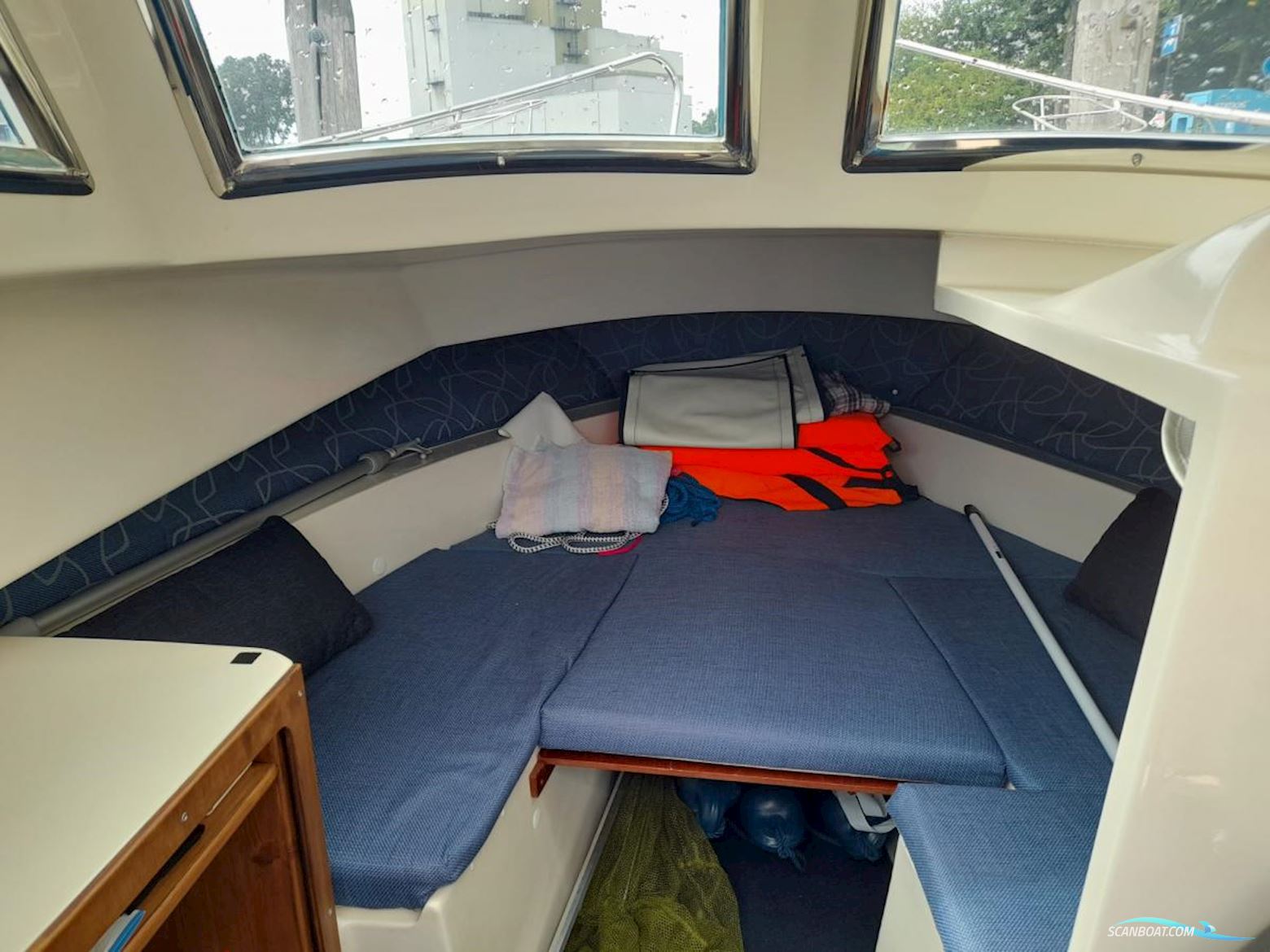 Blue Star  Retro Cabin 22 Fisherboat