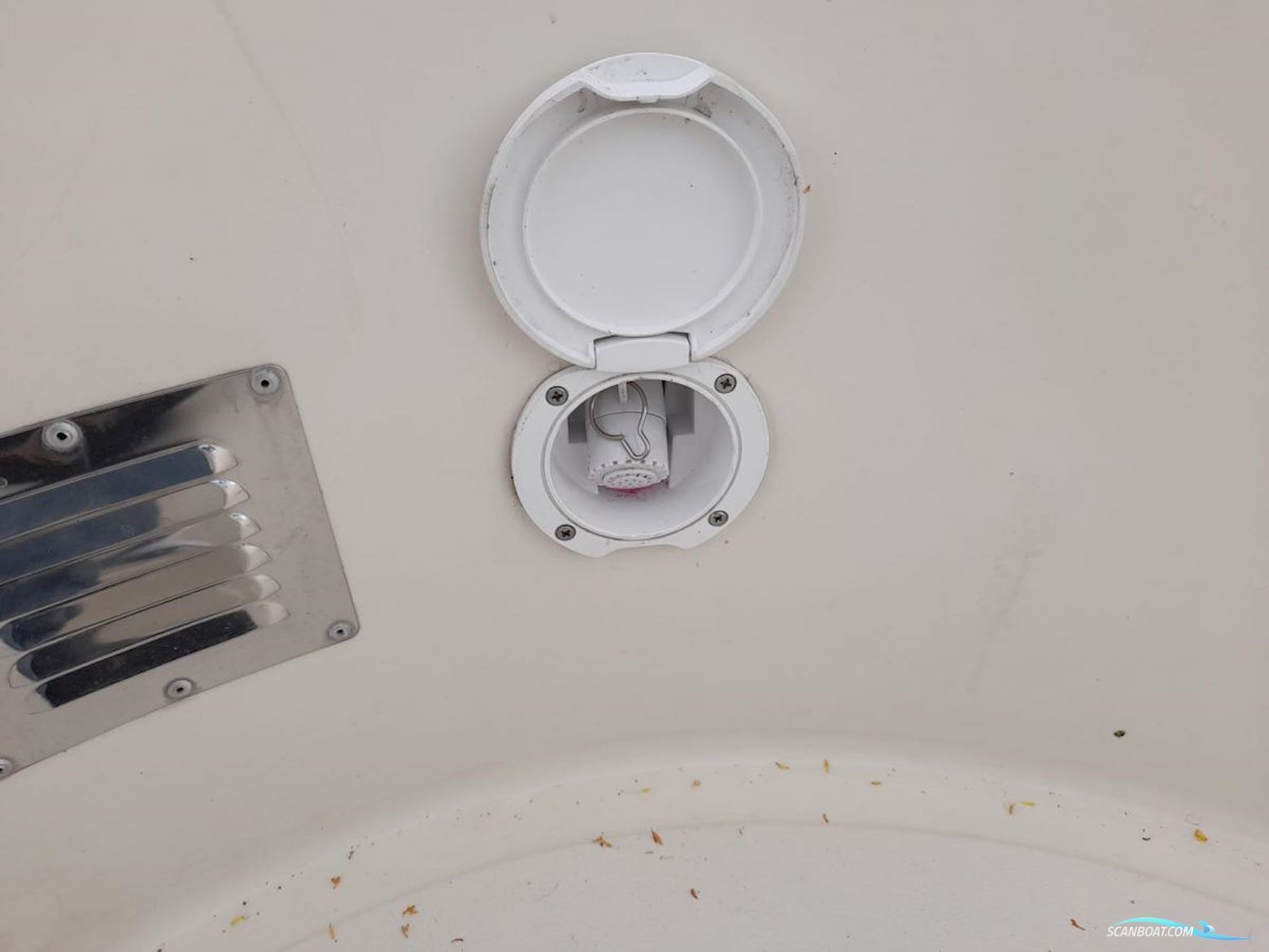 Blue Star Retro Cabin 22 Fisherboat