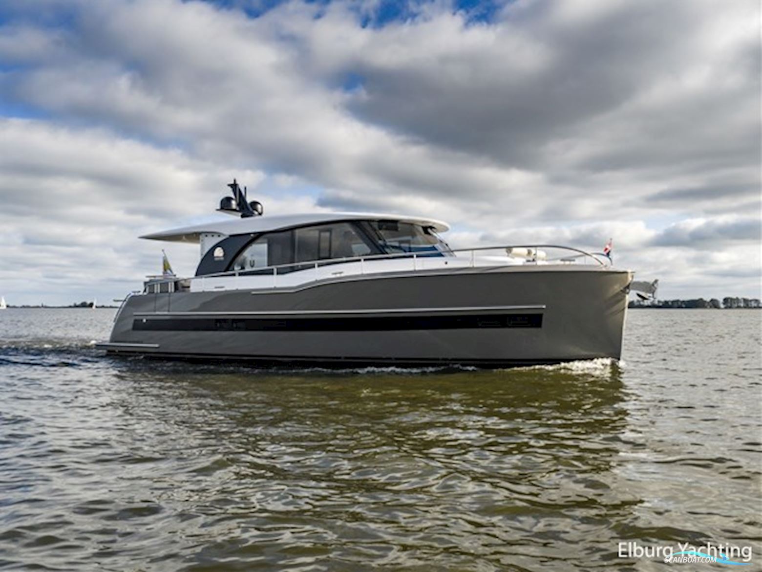 Boarncruiser 14.40 Elegance