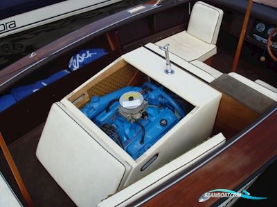 Boesch 530 Super Competition Motorboat 1981, with Crusader 350 Cid 260HP engine, The Netherlands