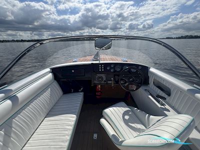 Boesch 620 Acapulco de Luxe Motorboat 2000, with Mercruiser engine, The Netherlands