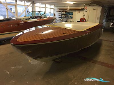 Boesch 680 Costa Brava de Luxe Motorboat 1991, with Boesch Marine engine, The Netherlands