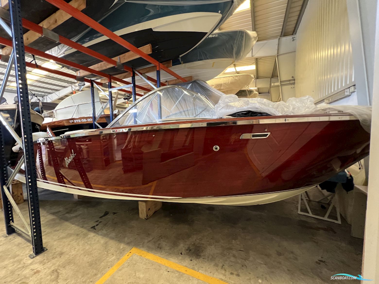 Boesch 680 Costa Brava Deluxe TWIN Motorboat 1998, with Boesch Marine engine, The Netherlands