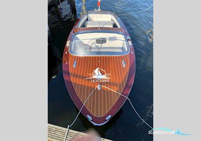 Boesch Sport de Luxe 500 Motorboat 1961, with Crusader engine, Germany