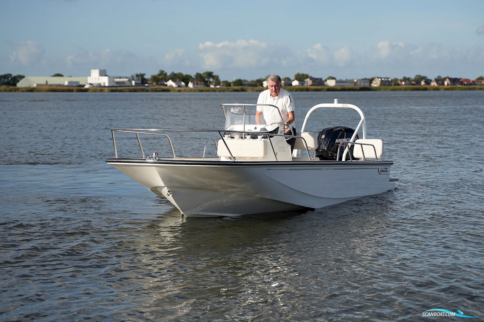 Boston Whaler 170 Montauk