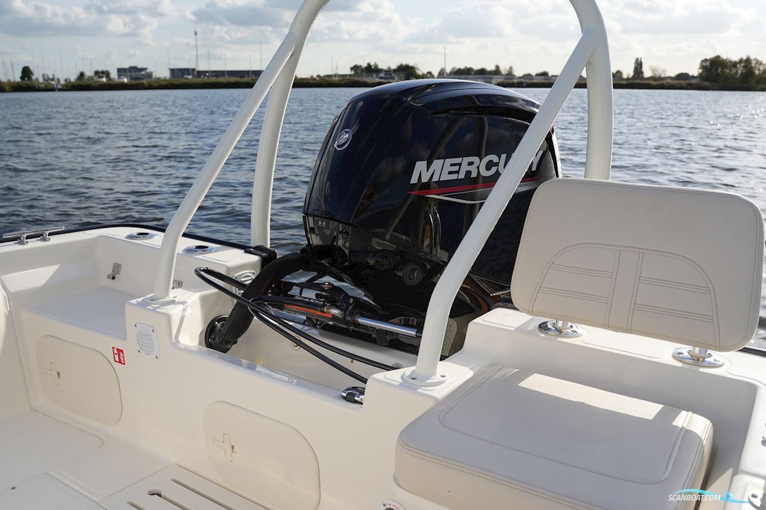 Boston Whaler 170 Montauk