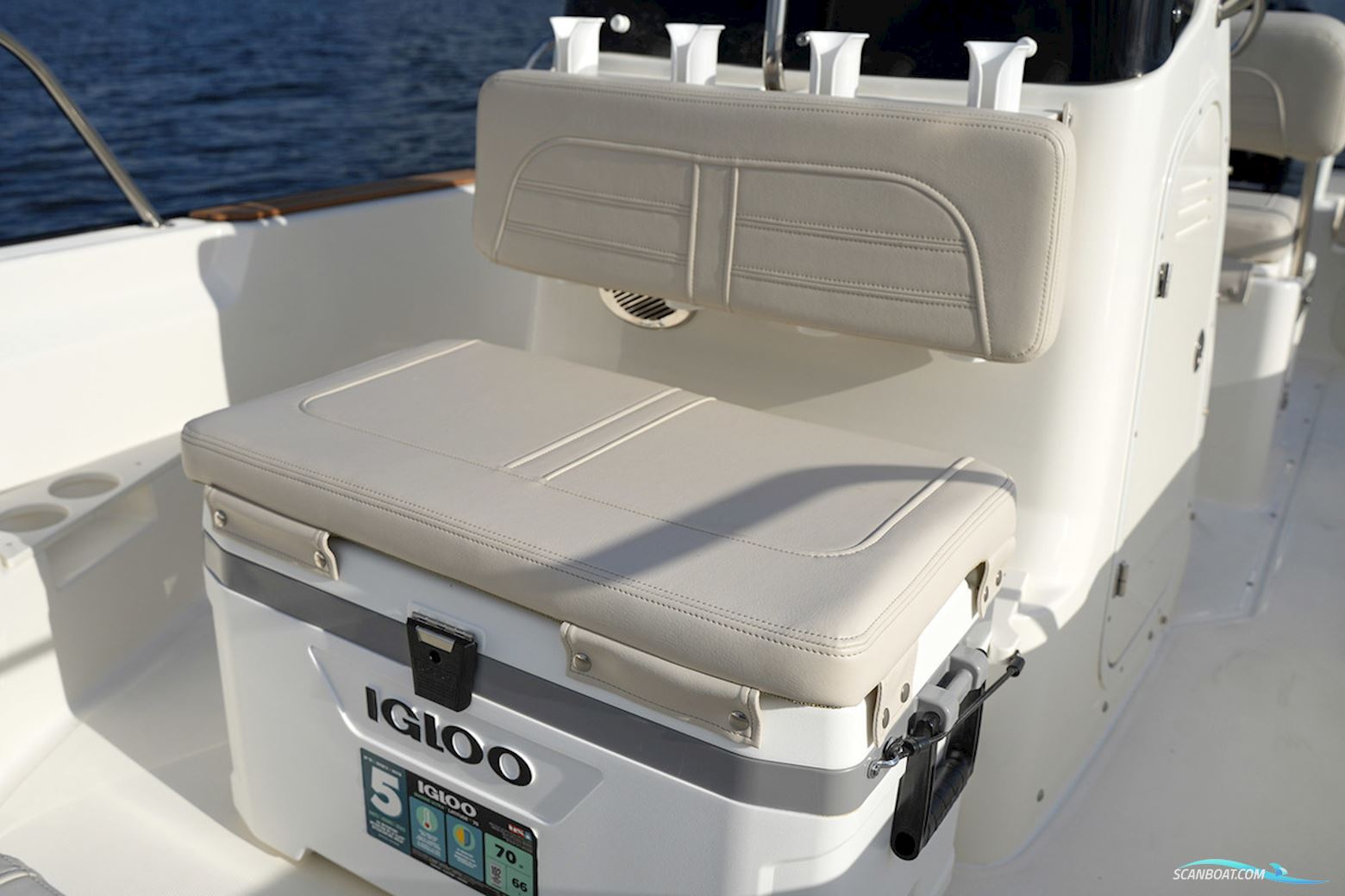 Boston Whaler 170 Montauk