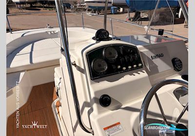 Boston Whaler 210 Montauk Motorboat 2017, with Mercury engine, Germany