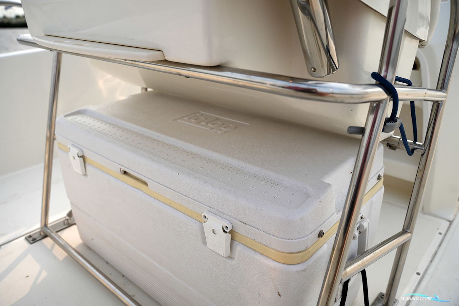 Boston Whaler 230 Dauntless