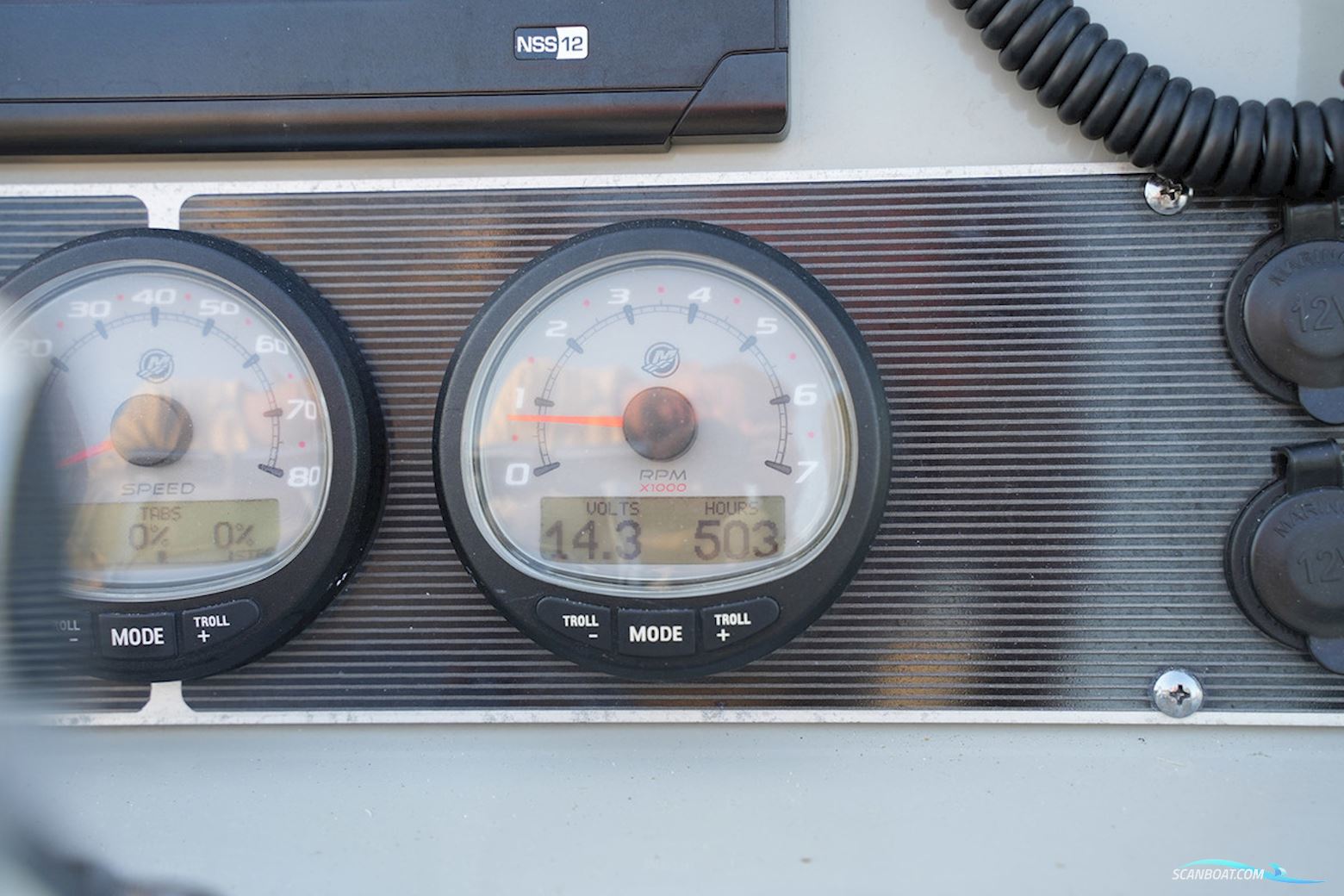 Boston Whaler 270 Dauntless