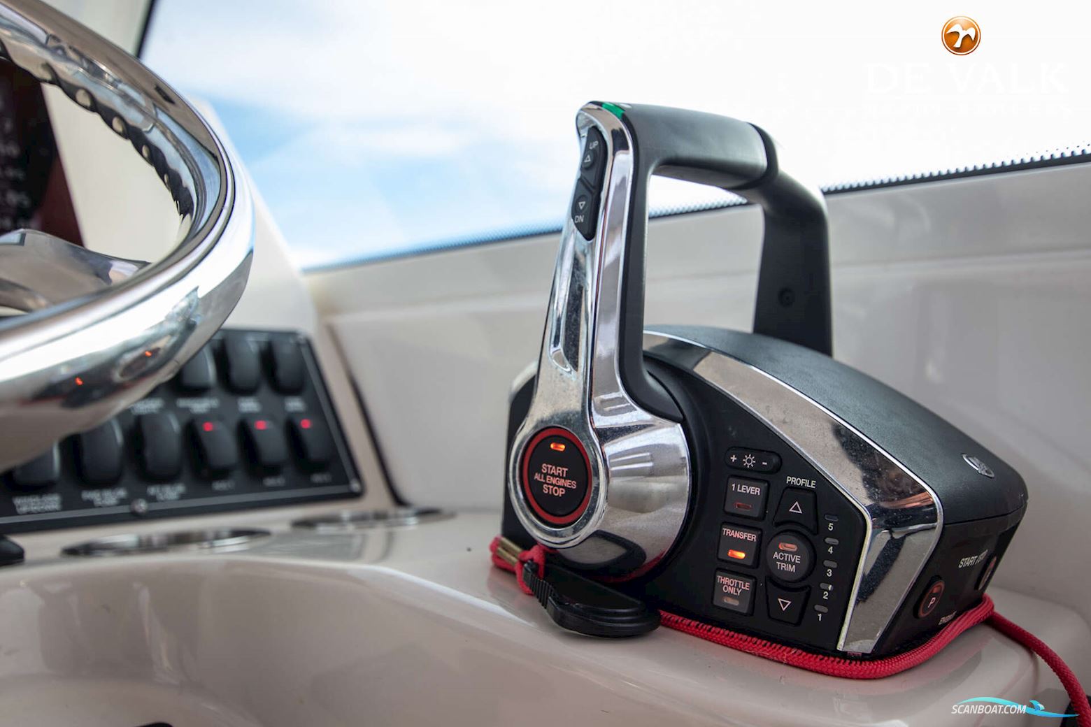 Boston Whaler 285 Conquest Pilothouse