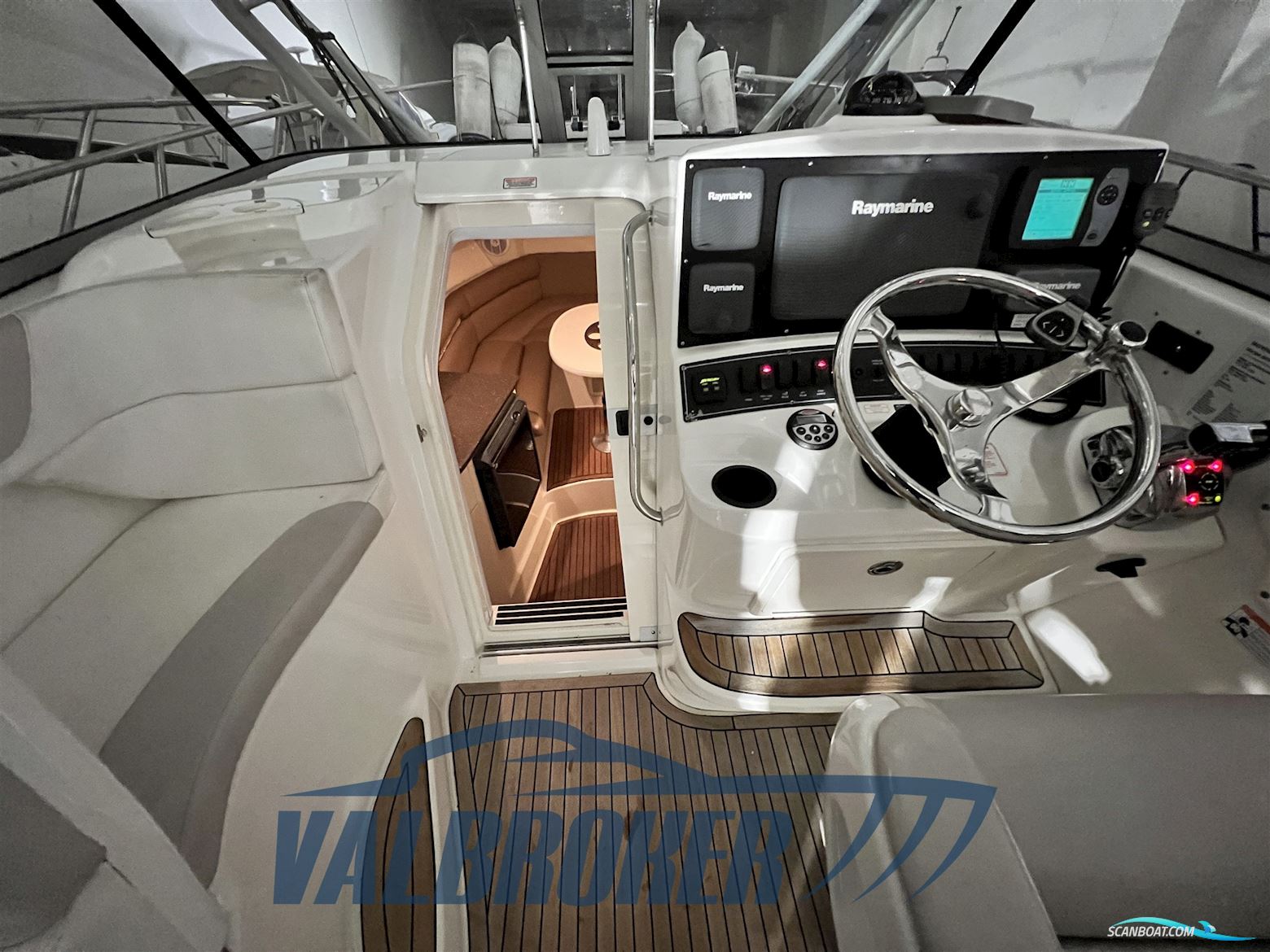 Boston Whaler 285 CONQUEST