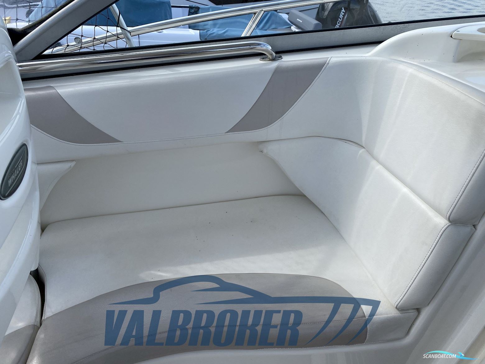 Boston Whaler 285 Conquest