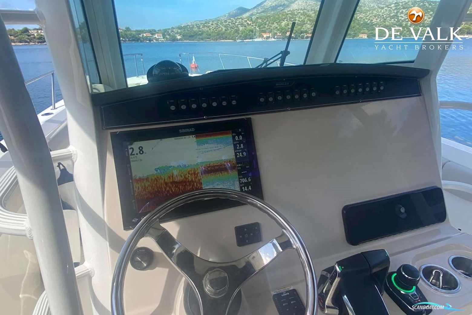 Boston Whaler 330 Outrage