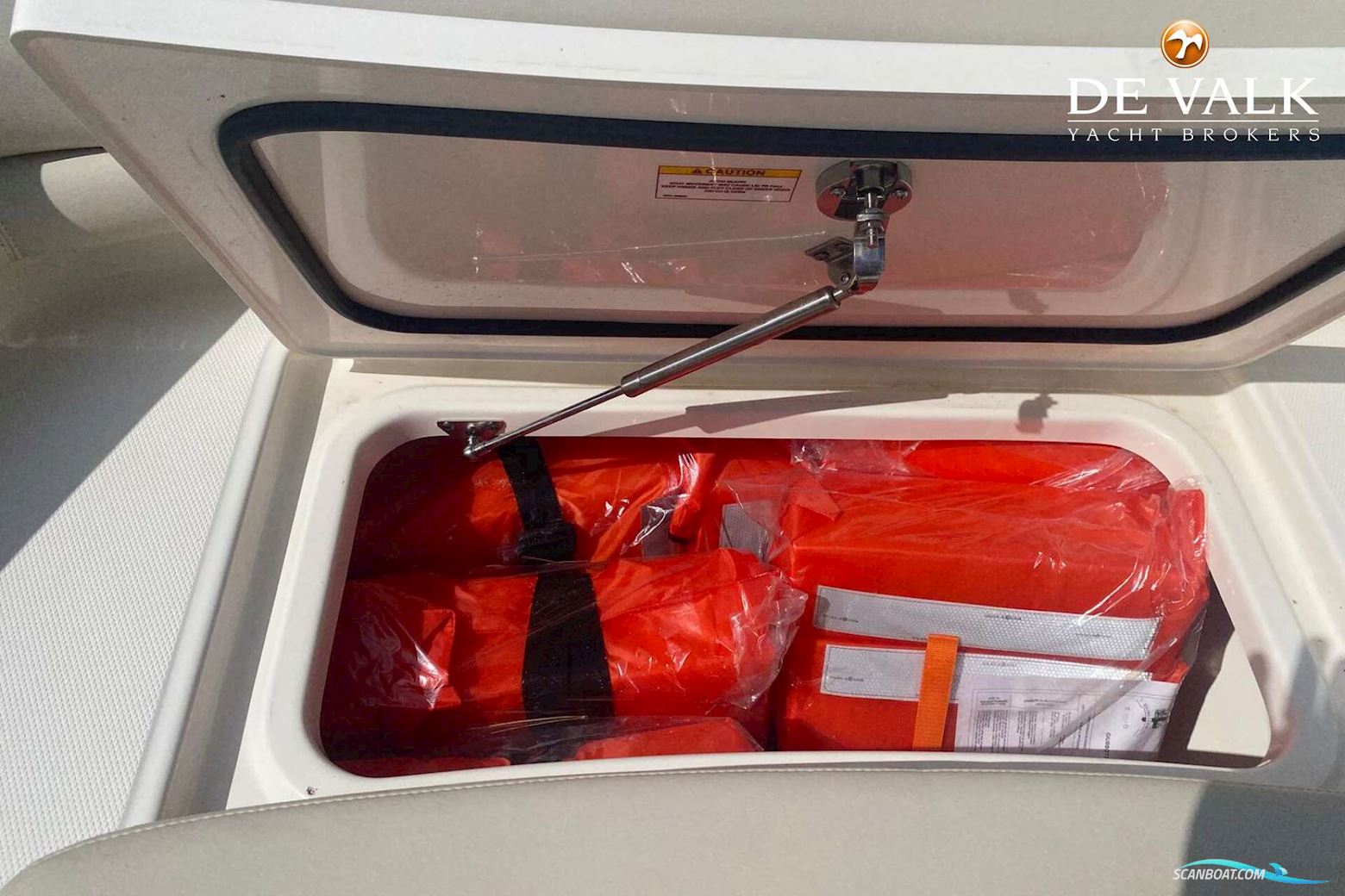 Boston Whaler 330 Outrage