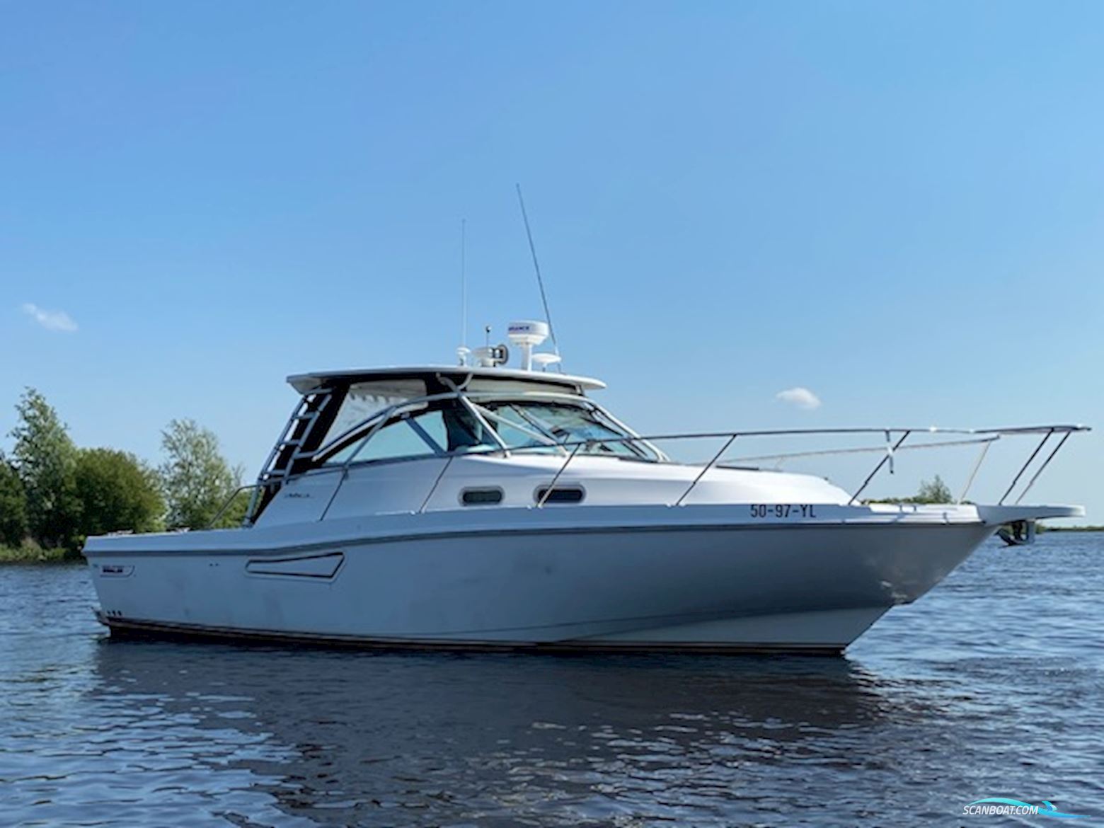 Boston Whaler 340 Defiance