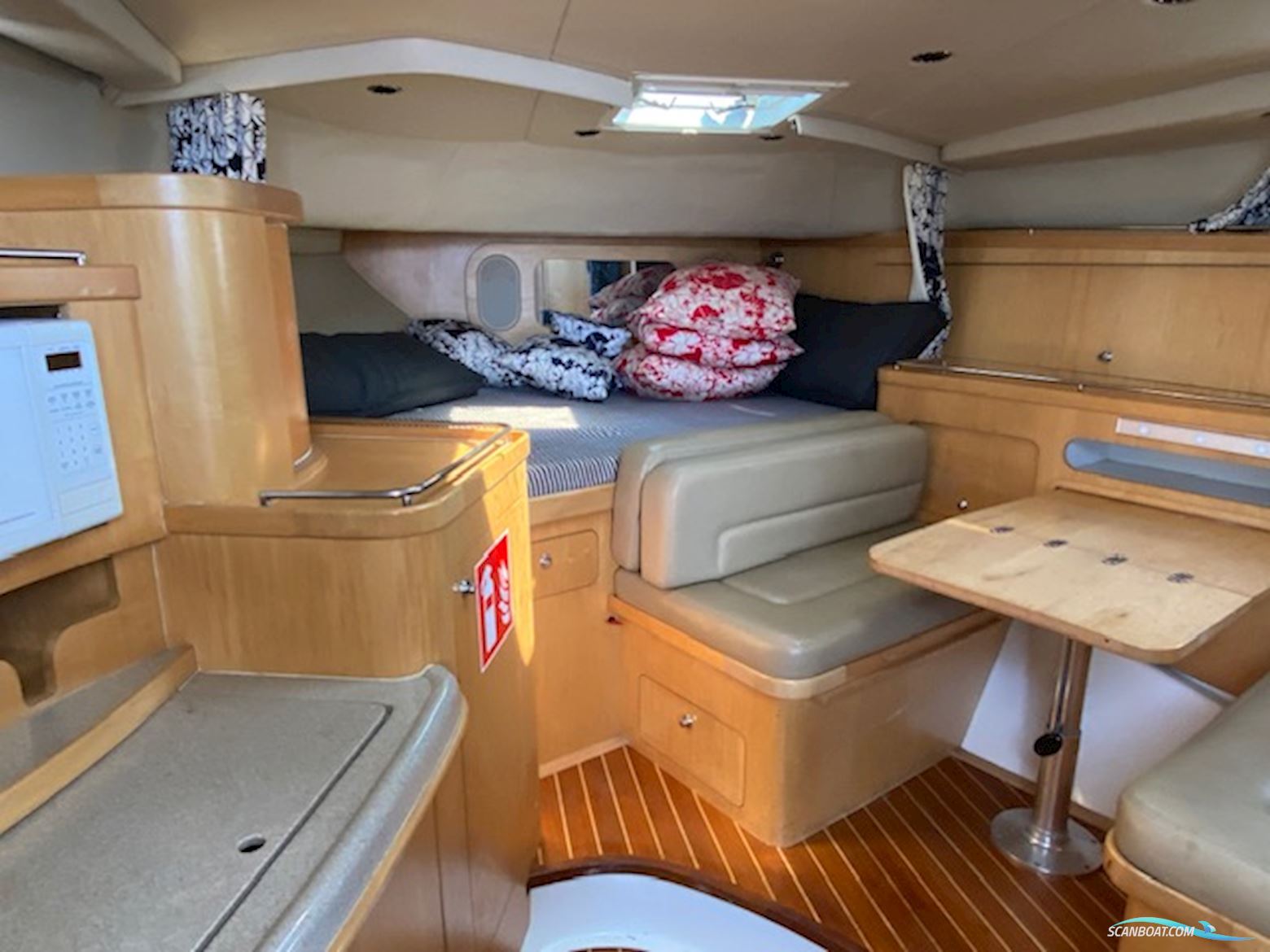Boston Whaler 340 Defiance