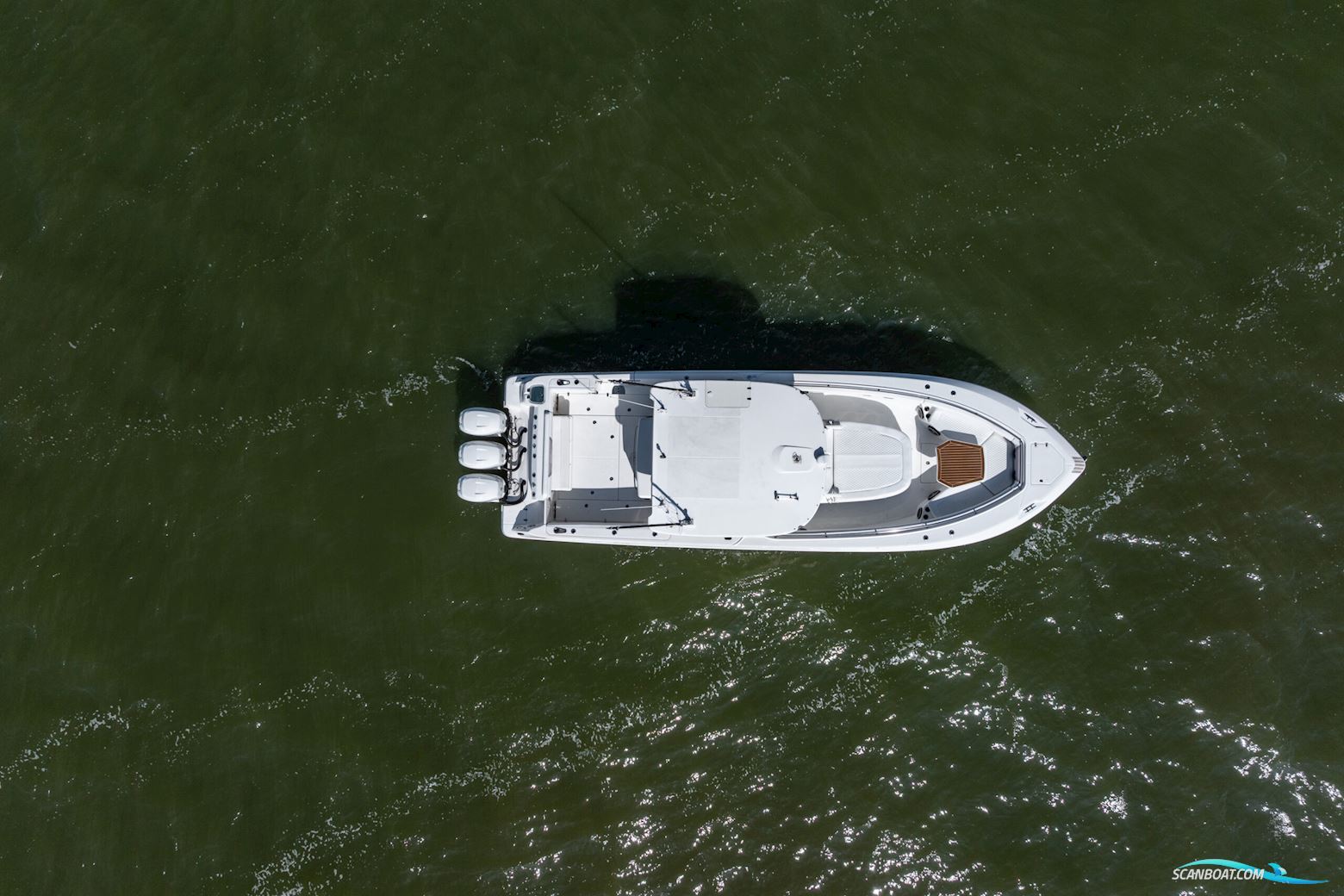 Boston Whaler 370 Outrage
