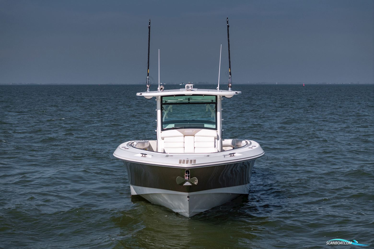 Boston Whaler 370 Outrage