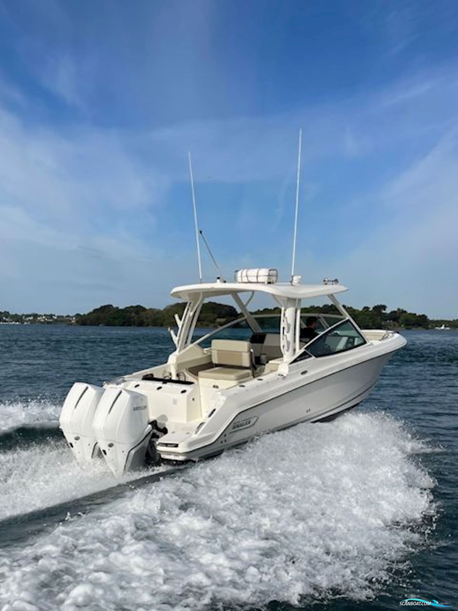 Boston Whaler Vantage 280