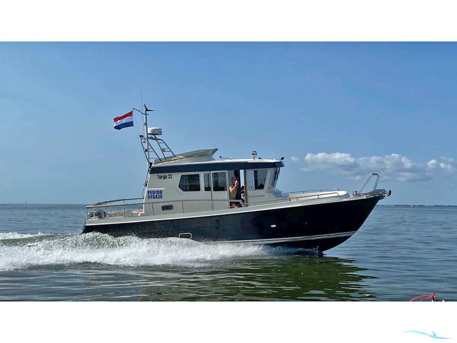 Botnia Targa 32 Flybridge Motorboat 2014, with Volvo Penta D6-330 engine, The Netherlands