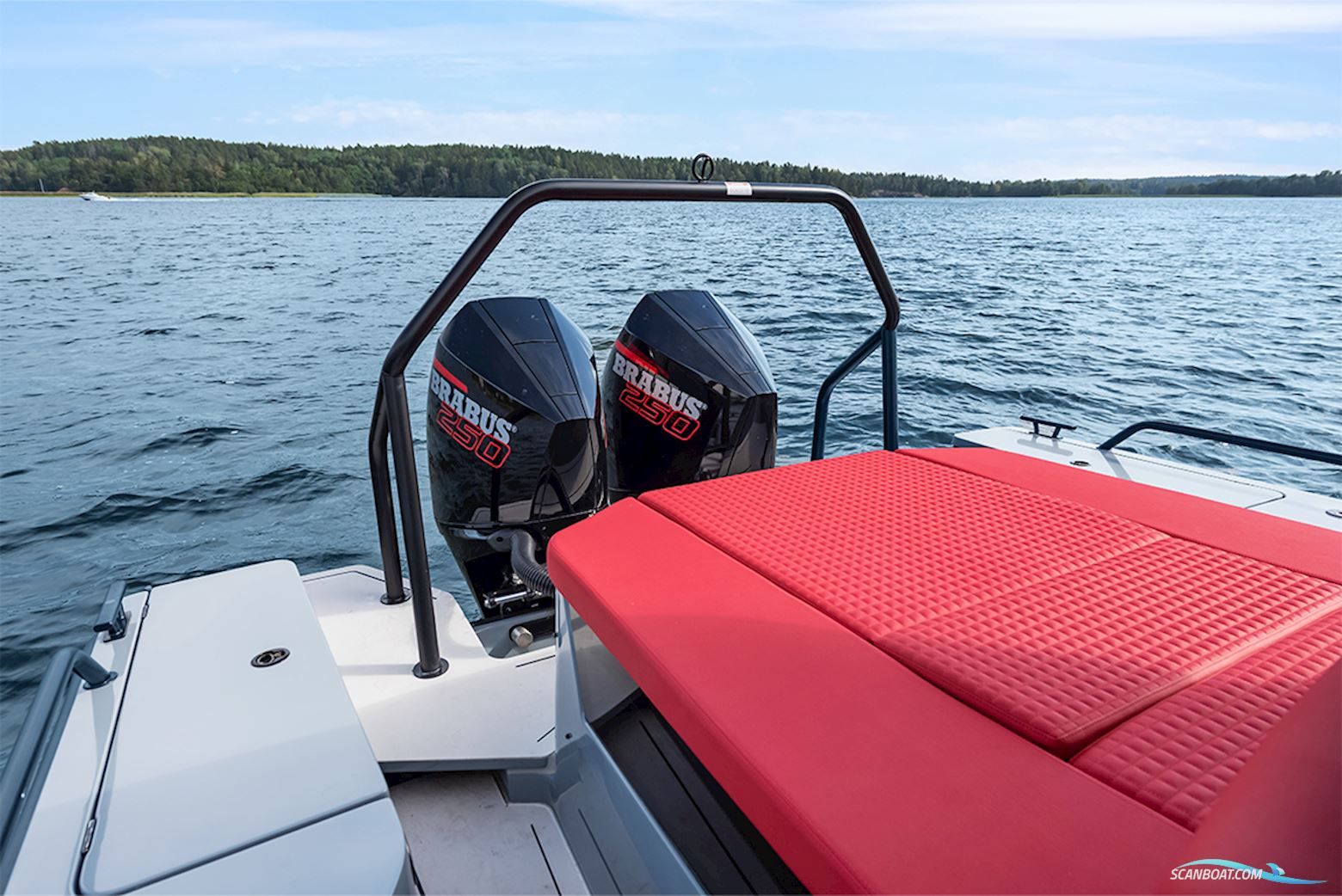 Brabus Axopar 28 Mkii Shadow 500 Cabin