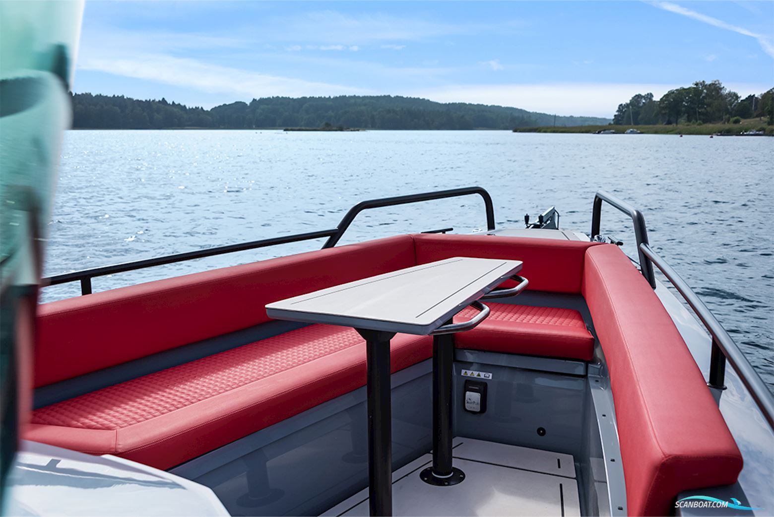 Brabus Axopar 28 Mkii Shadow 500 Cabin