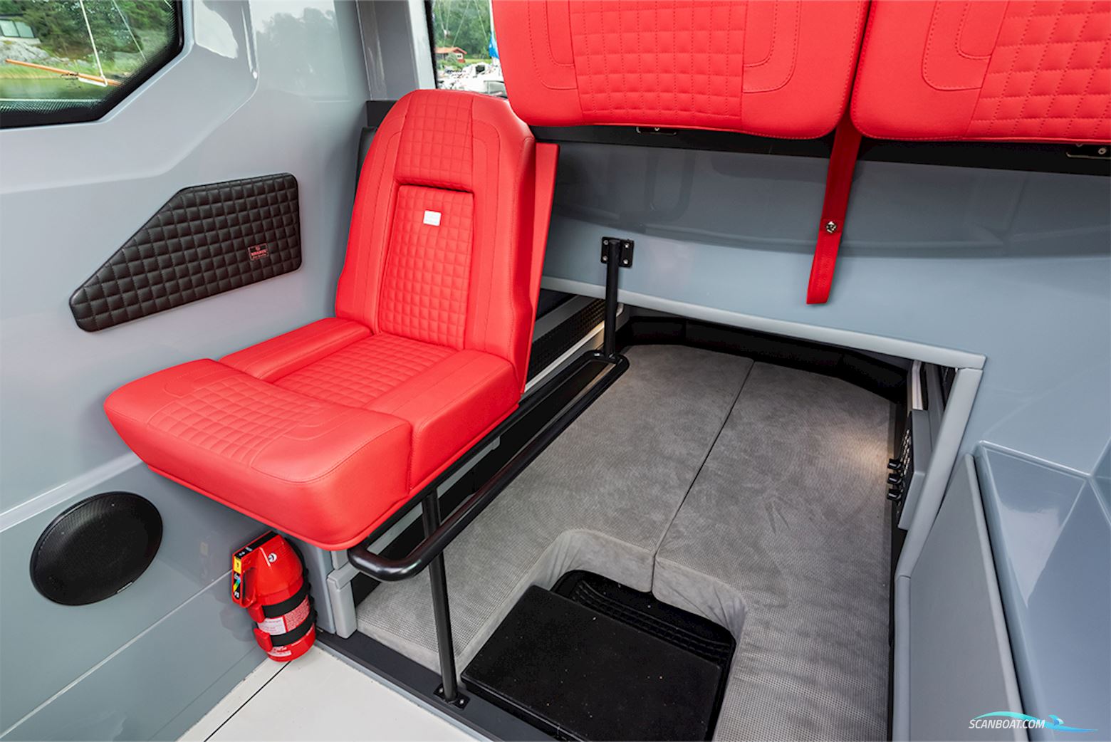 Brabus Axopar 28 Mkii Shadow 500 Cabin