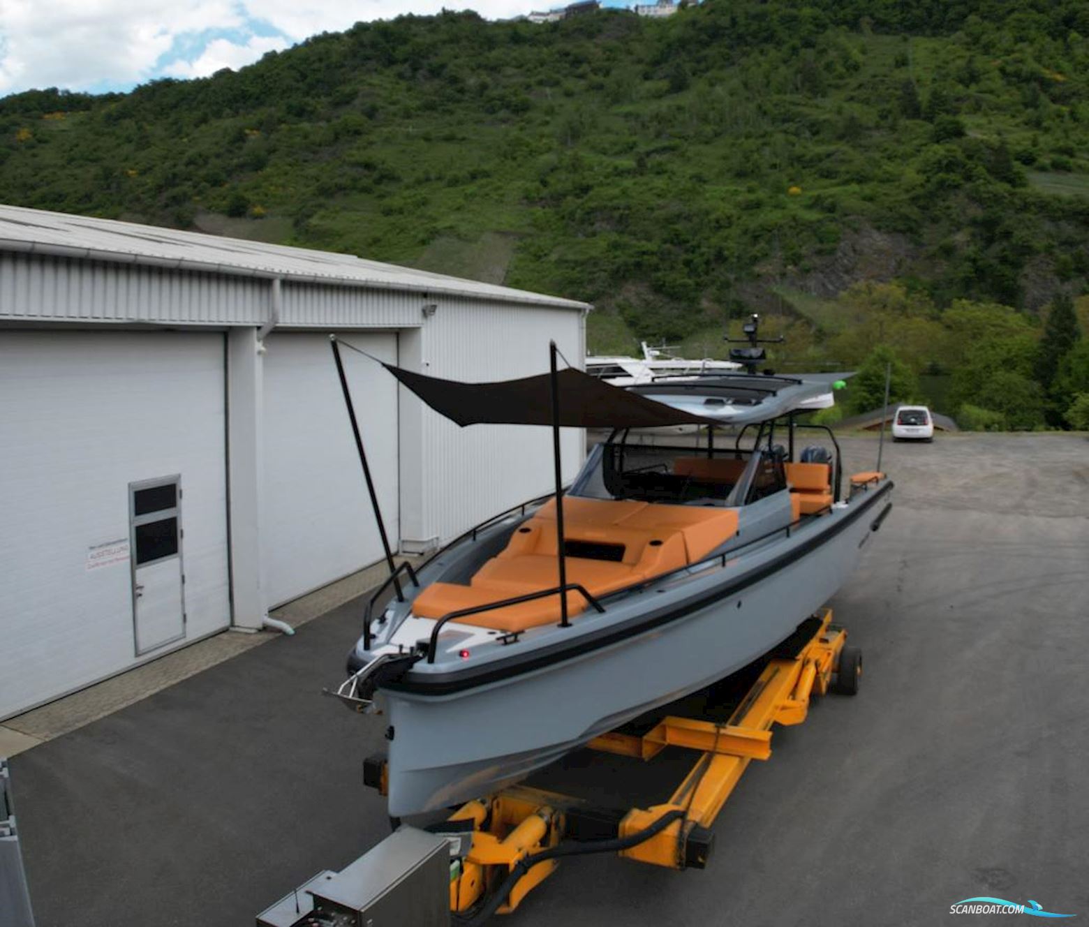 Brabus Shadow 1000 Sun-Top Motorboat 2024, with Mercury engine, Germany