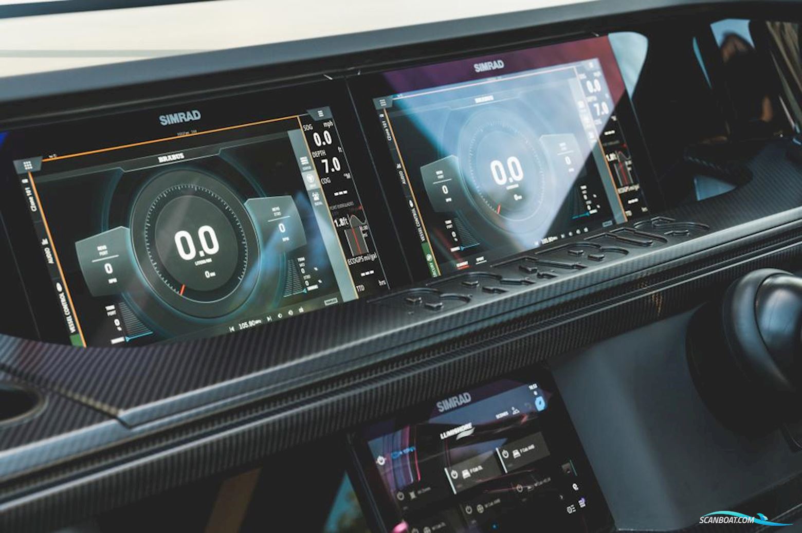 Brabus Shadow 1500 Cross Cabin