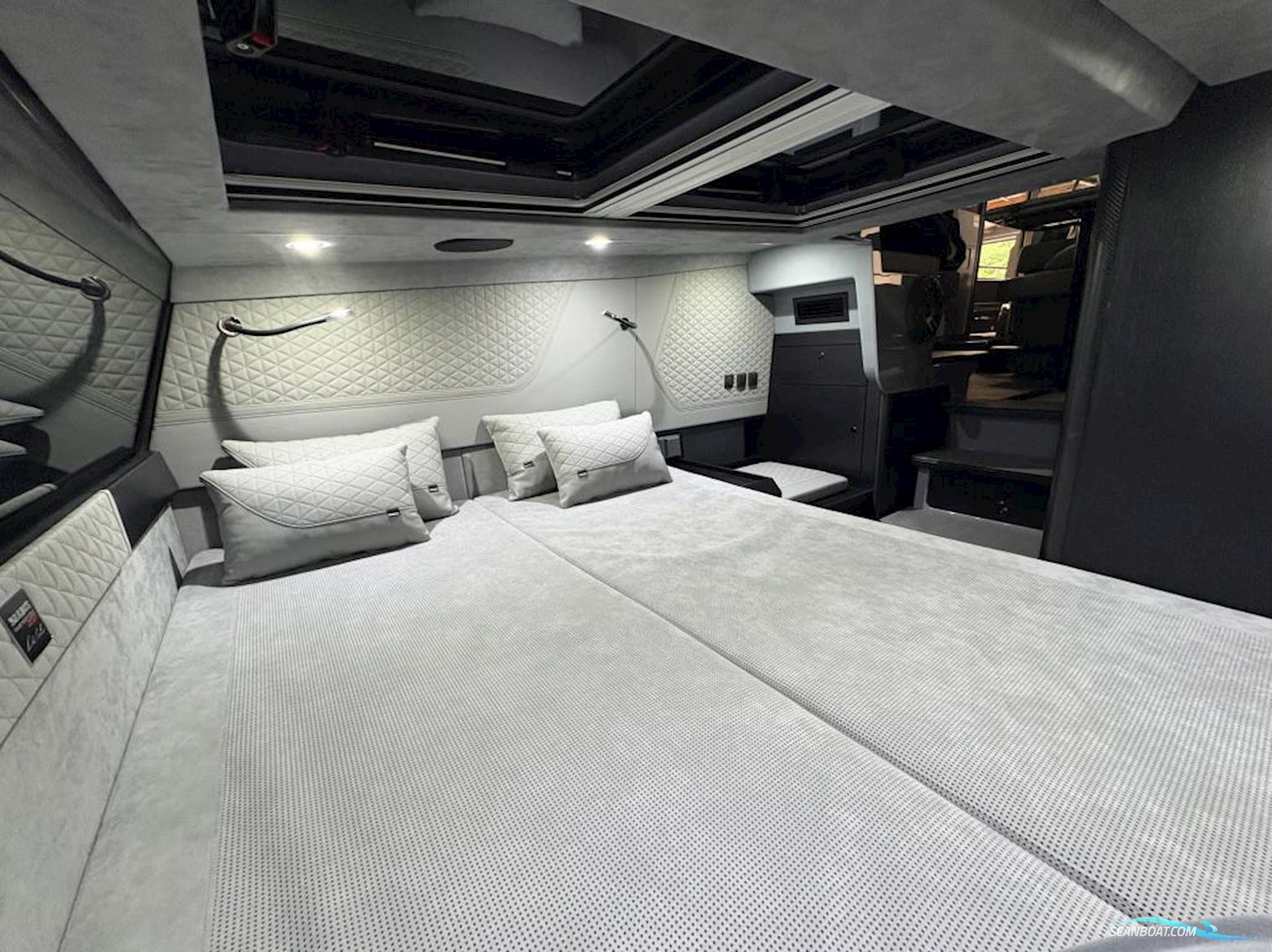 Brabus Shadow 1500 XC Cross Cabin Edition