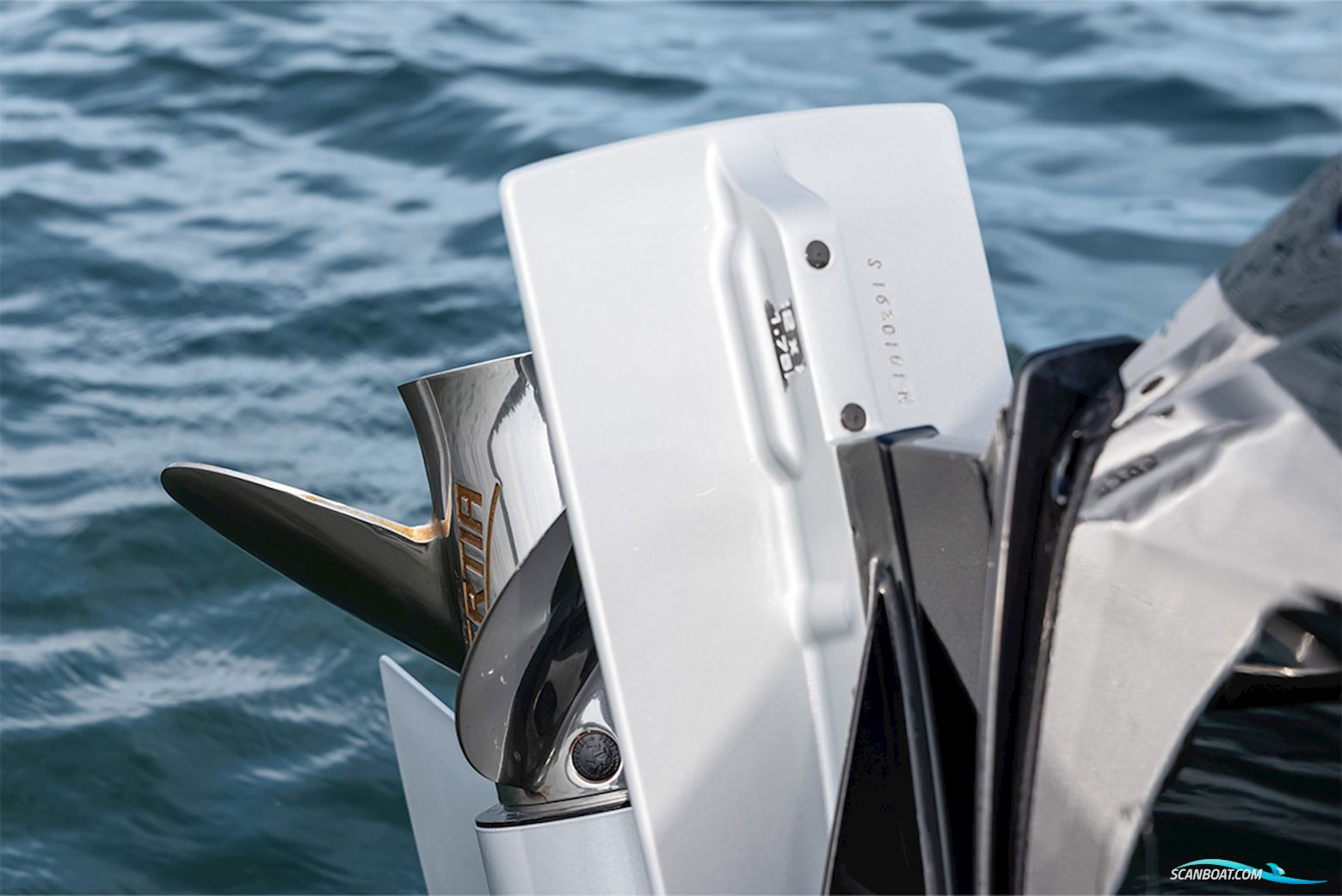 Brabus Shadow 500 Cabin