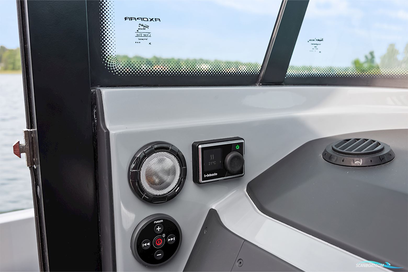 Brabus Shadow 500 Cabin