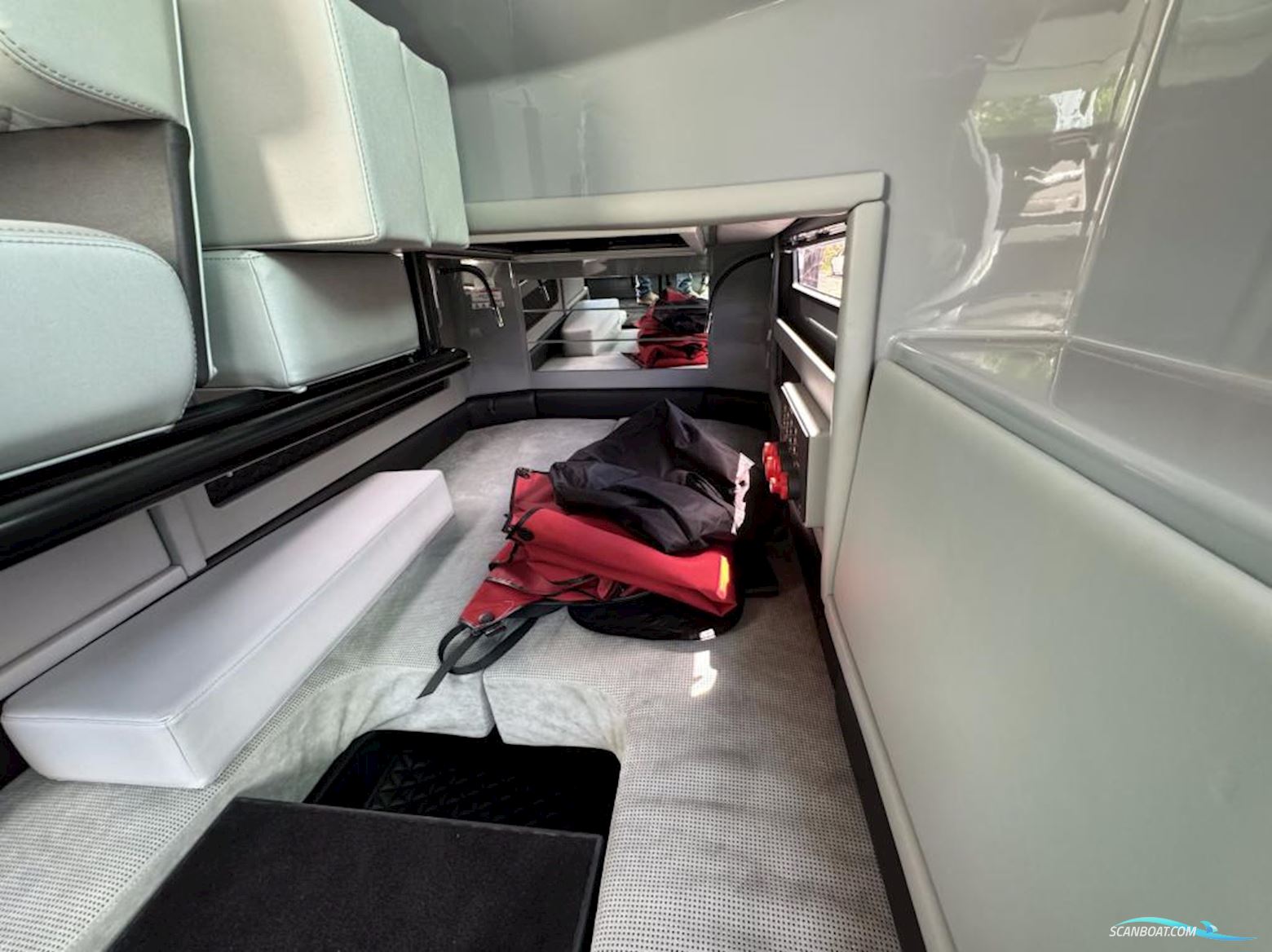 Brabus Shadow 500 Cabin