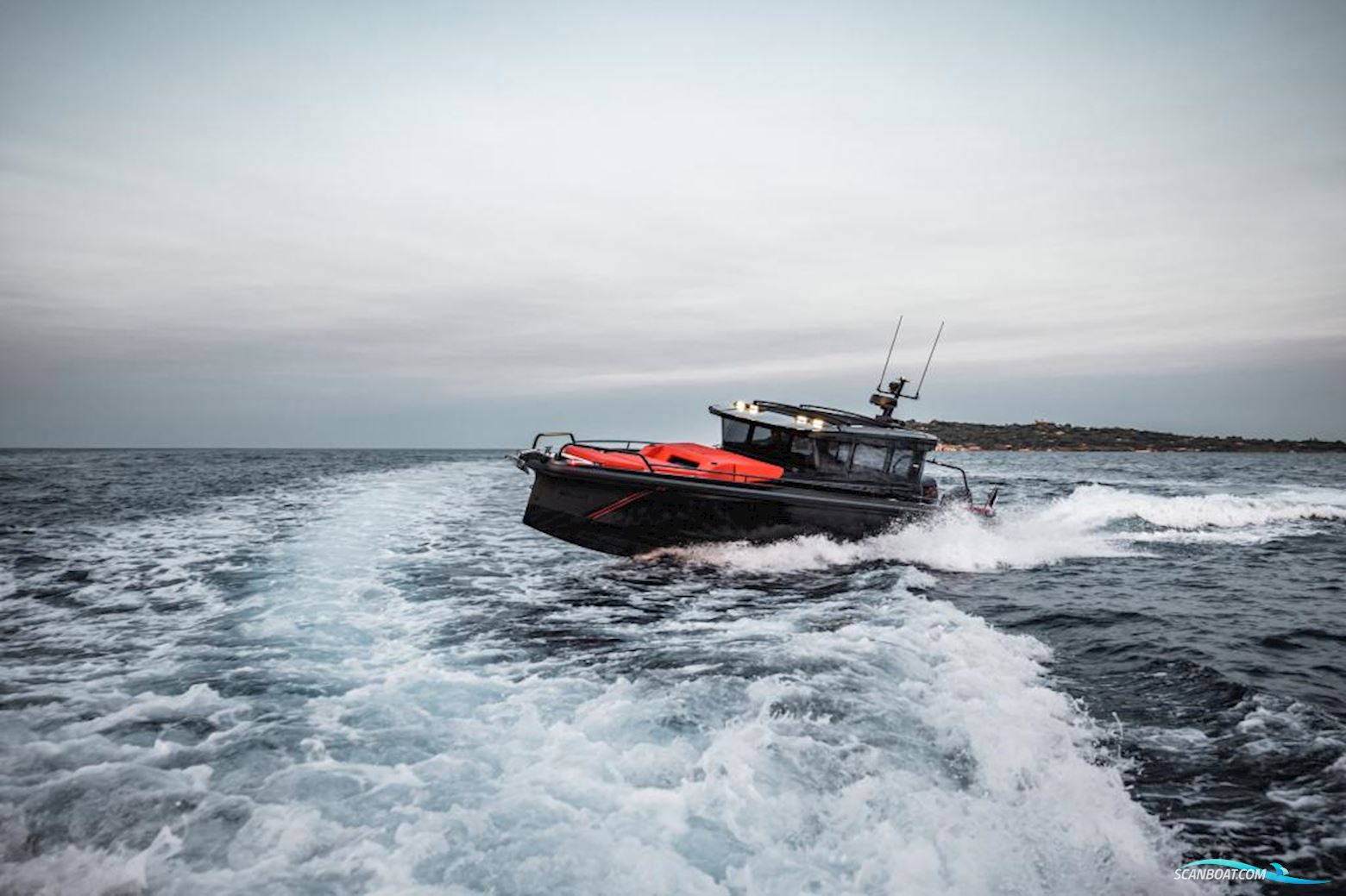 Brabus Shadow 900 Cross Cabin Motorboat 2023, with Mercury engine, Germany