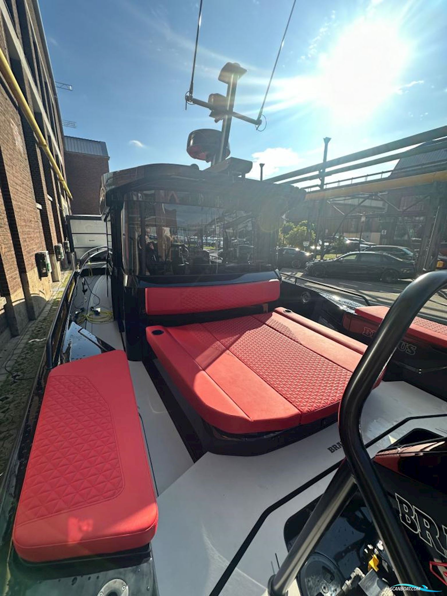 Brabus Shadow 900 Cross Cabin