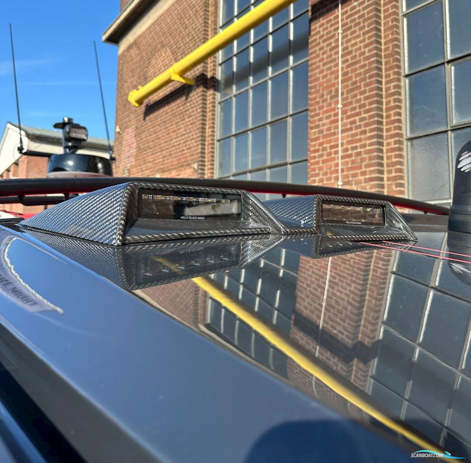 Brabus Shadow 900 Cross Cabin