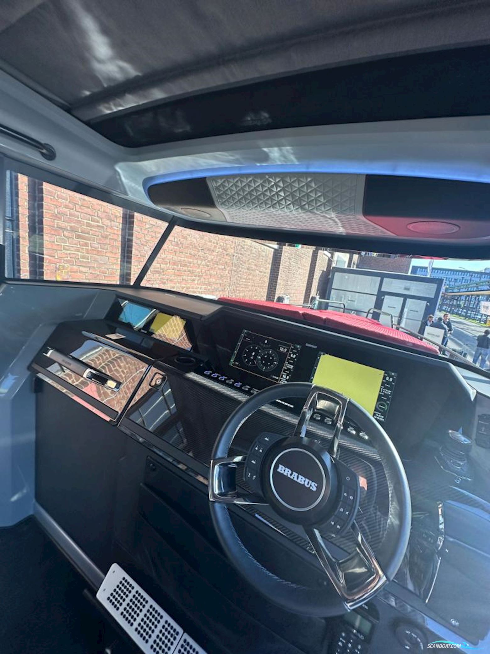 Brabus Shadow 900 Cross Cabin