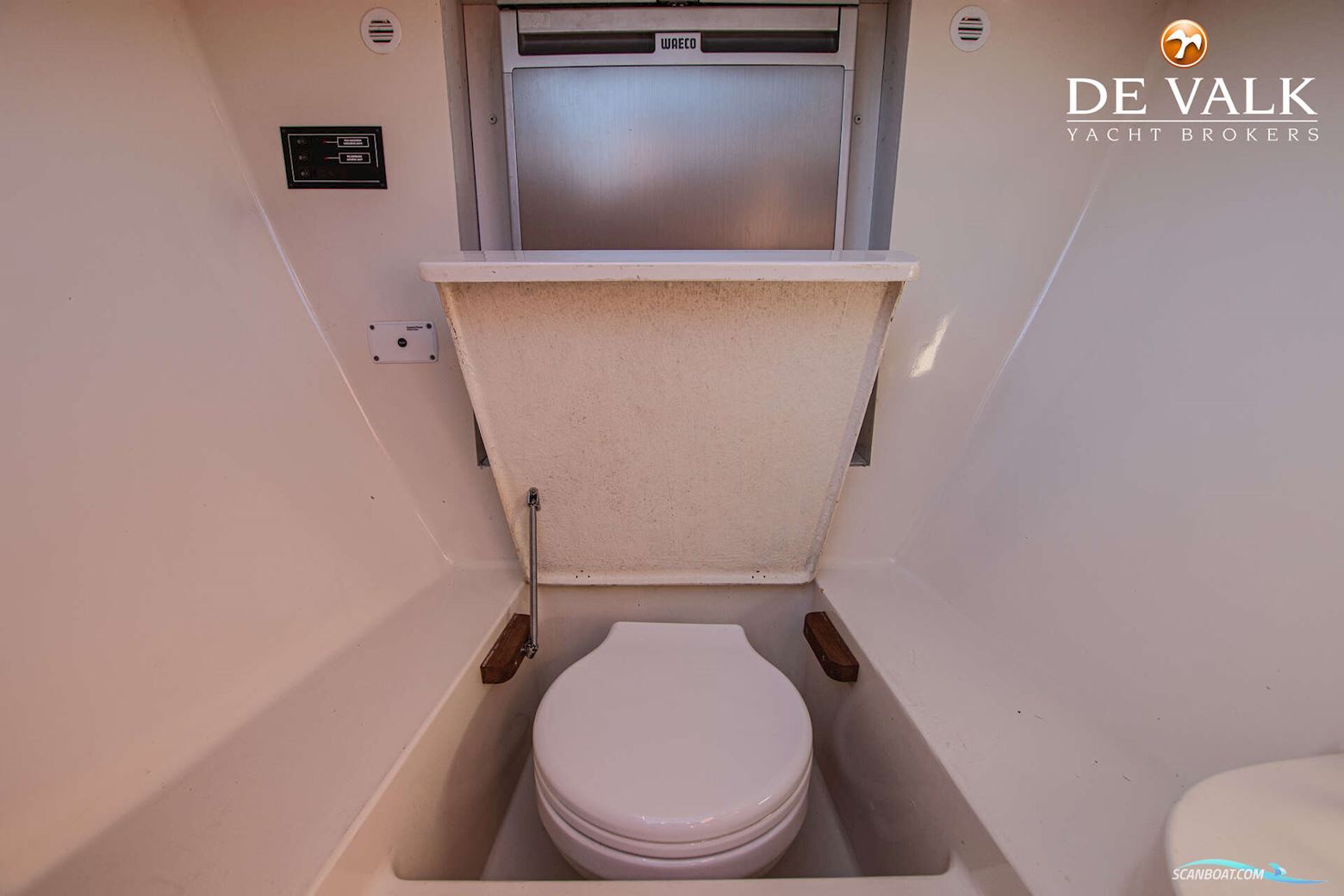 BRANDARIS Barkas 845 Open