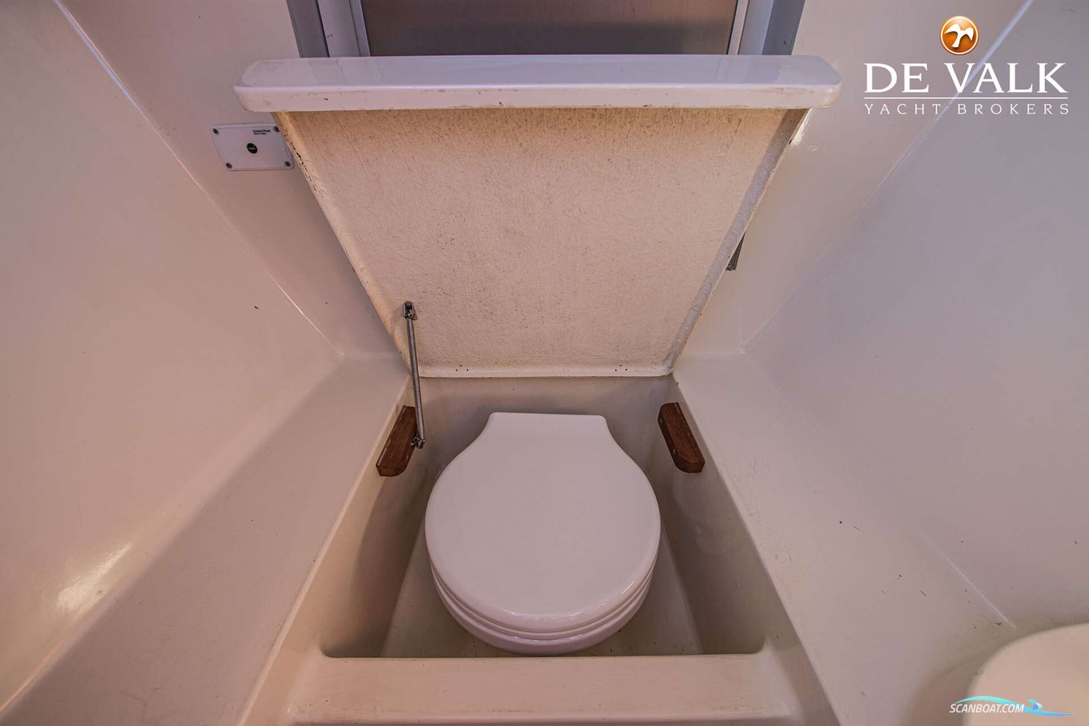 BRANDARIS Barkas 845 Open